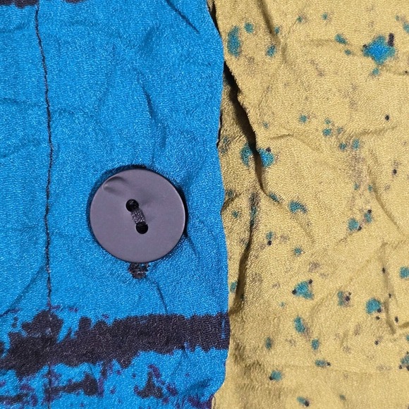 Liv by Habitat Top Women’s Medium Colorful‎ Crinkle Button Up Art to Wear NWT - Picture 4 of 14